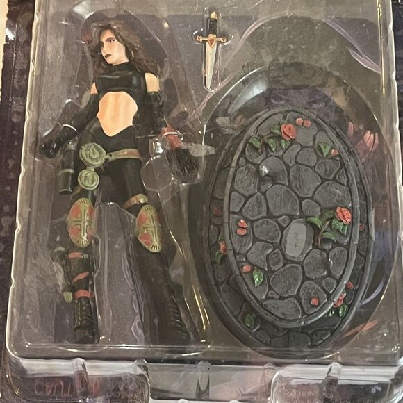 Top Cow The Darkness Magdalena Action Figure 2001 - Picture 2 of 5